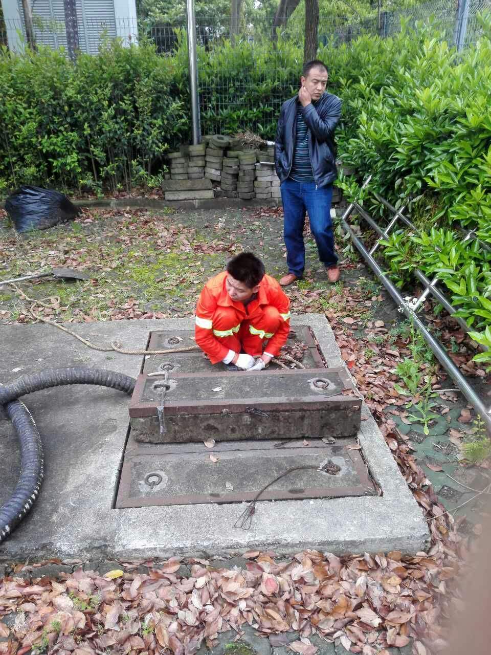 乌拉特中吸污抽粪